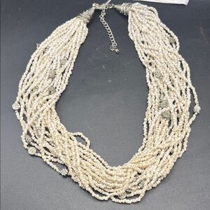 Elegant Cream Beaded Necklace